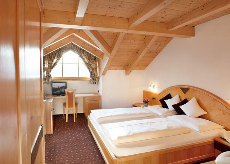 Appartement Huber Brunico Exteriér fotografie